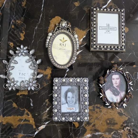 Mini Silvertone Pewter Pearl Rhinestone Decorative Picture Frame Set Of 5 3x5
